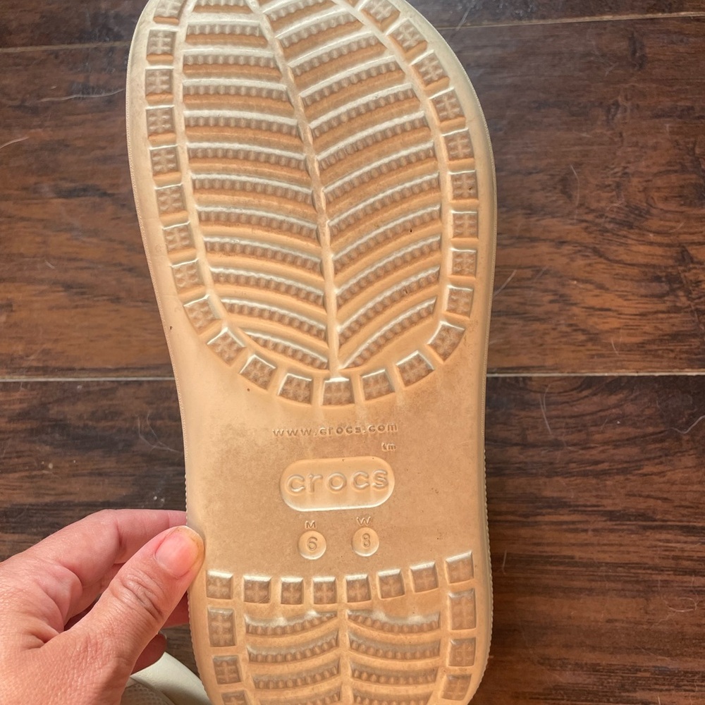 Platform Crocs - Cream - image 3